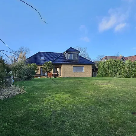 Grosses In Traumhafter Lage Mit Seeblick - Erholung Garantiert Holiday home