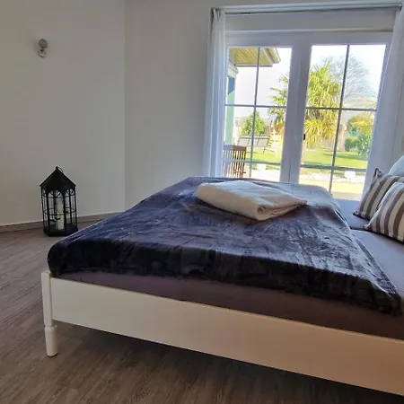 Hébergement de vacances Grosses In Traumhafter Lage Mit Seeblick - Erholung Garantiert Ummanz